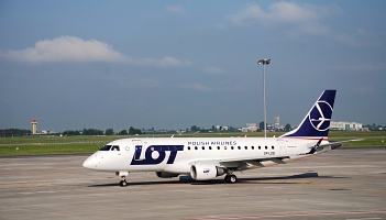 LOT: Więcej lotów do Szczecina