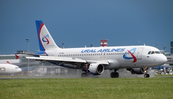 Ural Airlines przekłada start  lotów z Warszawy