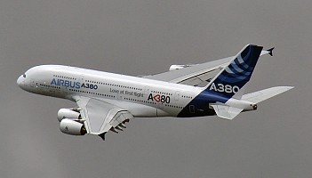 Airbus: Mniej A380, ale to nie koniec programu