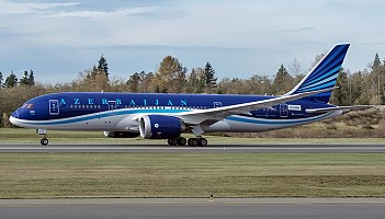 Azerbaijan Airlines odebrał Boeingi B787