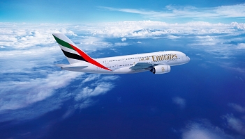 Emirates przywróci A380 na trasie do Barcelony