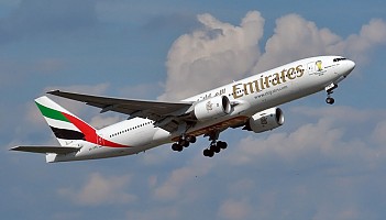 Emirates jednak poleci do Wielkiej Brytanii