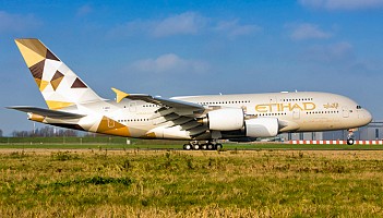 Etihad: Airbus A380 poleci do Londynu