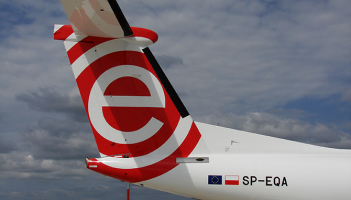 Eurolot nad finansową przepaścią