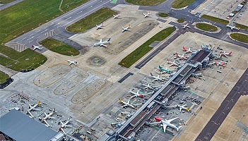 Boeing chce zbudować nowy hangar na Gatwick