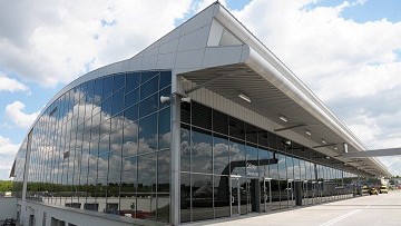 Łódź chce utworzyć na lotnisku hub logistyczny