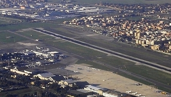 Włochy ponownie otworzą dwa lotniska dla ruchu pasażerskiego