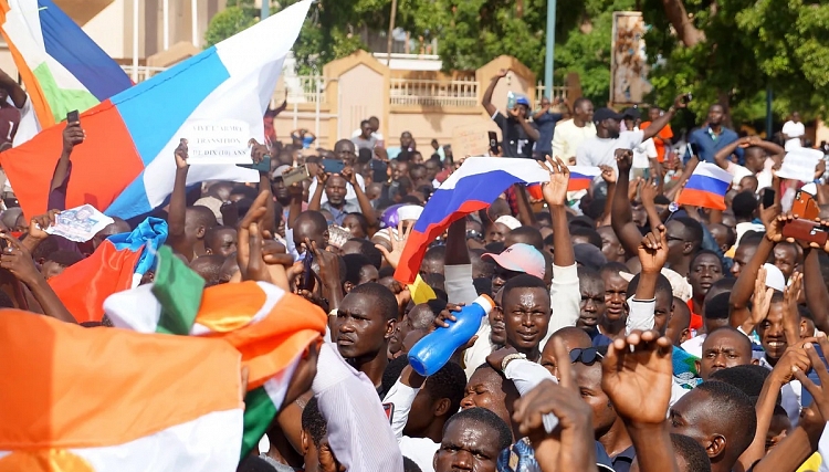 Niger zamyka przestrzeń powietrzną dla francuskich linii lotniczych