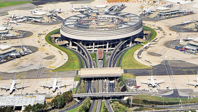 Konsultacje w sprawie rozbudowy lotniska Charlesa de Gaulle'a