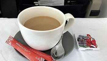 Przewoźnik odpowiada za poparzenie kawą na pokładzie