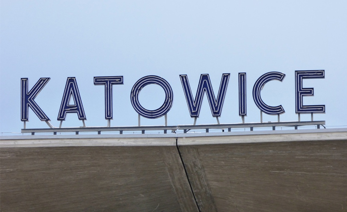 Kolej do lotniska w Katowicach do 2023 roku - zapowiada premier i minister