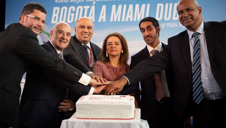 Emirates poleciał z Dubaju do Bogoty