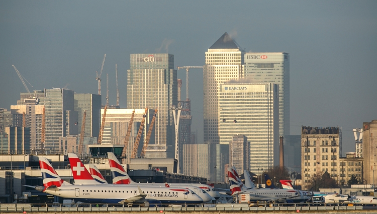 Raport: Unikalny przypadek London City Airport