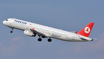 Turkish: Więcej lotów do Oslo i Oranu
